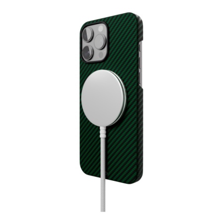 Чехол защитный vlp kevlar case с MagSafe для iPhone 16 Pro. Цвет: зеленый