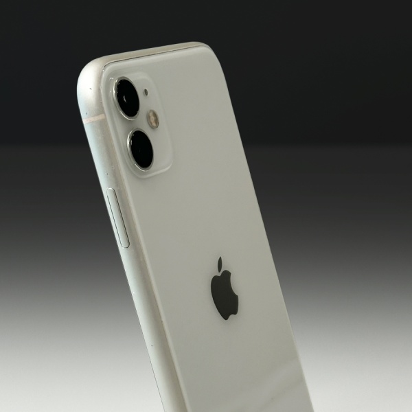 iPhone 11   64GB White (Trade-In)