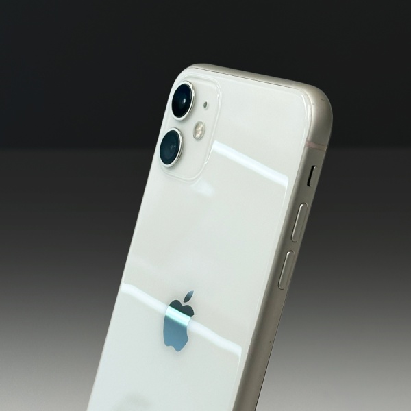 iPhone 11   64GB White (Trade-In)