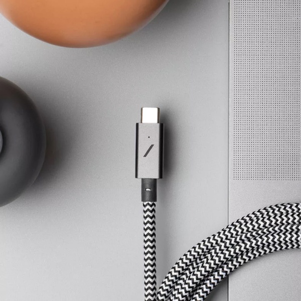 Кабель Native Union USB-C — USB-C, 240W, 2.4м. Цвет: "космос"